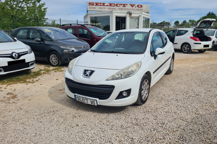 PEUGEOT 207