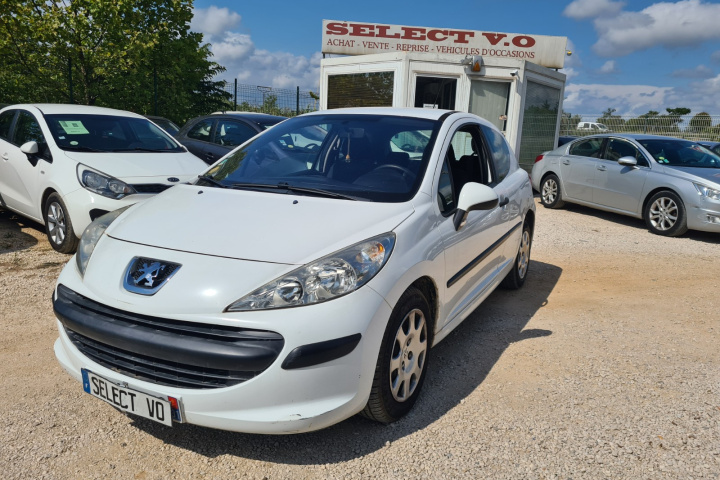 PEUGEOT 207