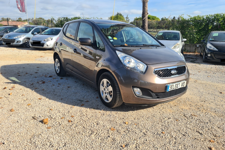 KIA VENGA
